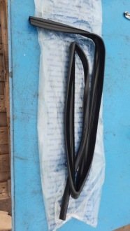 фото thumb №1, Прокладка дверь правый задняя 30762959 volvo xc90