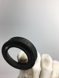 фото thumb №8, Уплотнитель замка крышки багажника mercedes w124 1247580298