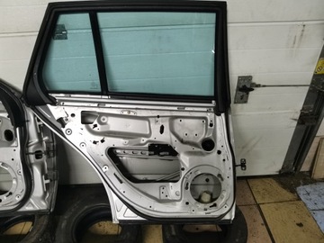 фото thumb №9, Дверь левый зад универсал mercedes w211 e класс рестайлинг avantgarde цвет 775 775u