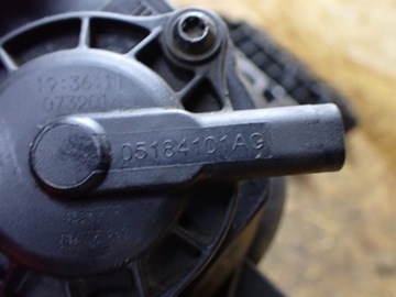 фото thumb №8, Кришка клапанів jeep grand cherokee 3.6 05184101ag 6105