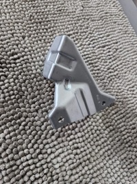 фото thumb №4, Opel crossland x планка фартух кріплення ліві