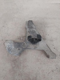 фото thumb №1, Trafic iii vivaro b 2.0 dci кронштейн кронштейн двигателя