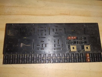 фото thumb №9, Касета коробка корпус запобіжникова vw443941822a