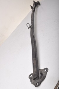 фото thumb №2, Volvo v40 ii распорка 31349965