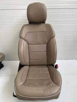 фото thumb №11, Сиденья диван обшивки туннель средний пластики dvd mercedes gl ii x166 7 человек