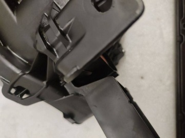 фото thumb №12, Toyota bz4x 2022 повний led комплект лампа передніх