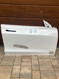 фото thumb №3, Tesla 3 дверь передние правое orygi.