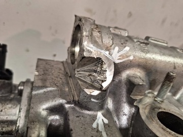 фото thumb №8, Головка двигуна 110421067r renault kangoo ii 1.5 dci 08-12