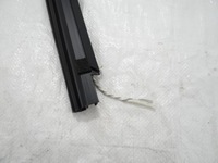 фото thumb №11, Peugeot 2008 прокладка дверь левых передних водителя направляющая стекло