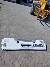 фото thumb №1, Бампер перед renault magnum dxi 12 13 оригінал mack e tech