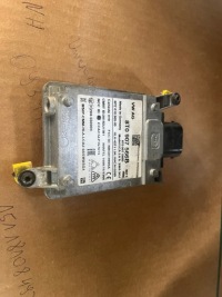 Купить Audi a4 a5 q5 ассистент поперечина радар правая  задний 8t0907566b, фото thumb