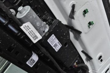 фото thumb №8, Mercedes eqb w243 x243 2023 крыша панорама