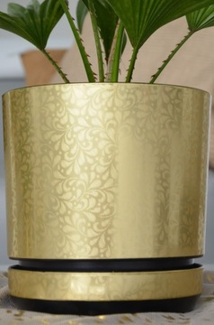 Вазон GOLD LACE 18 – изысканное украшение для дома