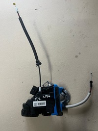 фото thumb №1, Kia ceed cee'd ii lift замок двері правий задня 4 контакти