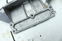 Кронштейн двигателя коробки lombardini lgw523 mpi microcar ligier aixam Недорого, фото thumb