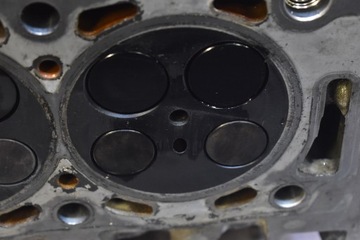 фото thumb №10, Головка двигуна 9641752610 volvo v50 2.0 d 136 km 03-11