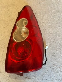 фото thumb №1, Лампа правий задня mazda 5 2.0d 2007r c23551150