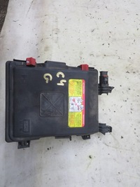 фото thumb №1, Корпус коробка запобіжників c4 picasso ii