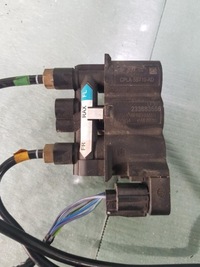 фото thumb №2, Розподільник підвіска discovery iv cpla-5b710-ad