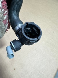 Шланг рідина охолоджуючий, трубка води mercedes eqa w243, h243 Недорого, фото thumb