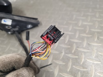 фото thumb №14, Дзеркало ліві електричні skoda superb iii 15 pin + 2 асистент ременя європа