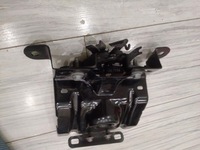 фото thumb №2, Кронштейн кронштейн замка поперечина renault clio v 612001843r