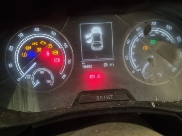 фото thumb №15, Защита обивка крышки багажника 657867975a skoda scala