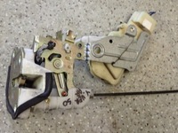 фото thumb №4, Yaris verso 99- замок дверь задний правый привод