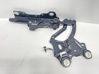 фото thumb №1, Кронштейн петля капот правый bmw x1 f48 x2 f39