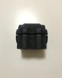 Резиновый элемент стабилизатора задняя land rover оригинальный номер lr015336 оригинал Цена, фото thumb