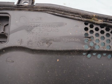 фото thumb №8, Mercedes w169 a-klasa панель под лобовым стеклом a1698300013 европа