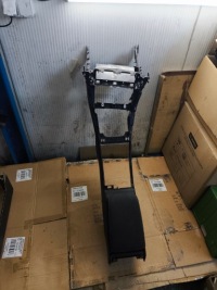 фото thumb №1, Volkswagen golf vii туннель средний подлокотник europa 5g1863243 ?