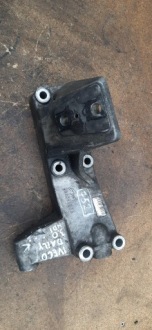 фото thumb №1, Кронштейн кронштейн двигателя 3.0 iveco daily vi 504385663