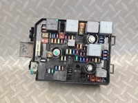 фото thumb №1, 95941621 коробка блок управління запобіжників opel mokka