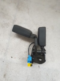 фото thumb №5, Защёлки поперечина правый задняя mercedes w176 w246 w117