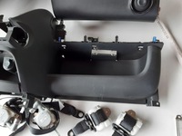 фото thumb №5, Toyota aygo консоль подушка безпеки шторки безпеки ремені lift 13r.