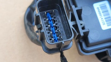 фото thumb №11, Крышка гнездо зарядки hyundai kona электрический ev 18-20 оригинальный номер 86340-k4000 новая