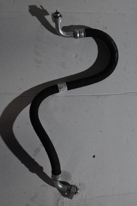 фото thumb №1, Idealny шланг кондиціонера mercedes w167 1