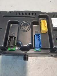 Счетчик приборы renault premium 450 07r оригинальный номер 7420977592-01 с Разборки, фото thumb