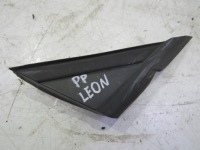 фото thumb №1, Трикутник крила правий перед leon iii 5f