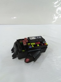 фото thumb №1, E828 коробка запобіжників astra k 15513163