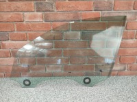 фото thumb №1, Стекло боковая дверь левый перед левая bmw f44 grancoupe 2 gc 2019 7474355