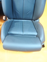 фото thumb №7, Audi e-tron 4ke сидіння диван обшивки bang 27km