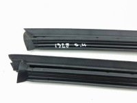 фото thumb №12, Volvo s90, v90 2018 прокладка стекло дверь передних 31848303