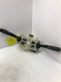 фото thumb №1, Переключатель комбинированный subaru оригинальный номер 83111fc07