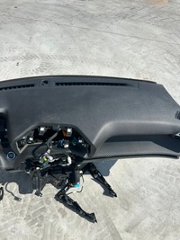 фото thumb №5, Peugeot 2008 ii панель роздавальна консоль подушка безпеки пасажира 19-25