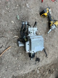 фото thumb №1, Насос abs toyota auris ii 17210-12140