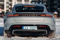 фото thumb №10, Спойлер удлинитель багажник карбон performance aero do porsche taycan