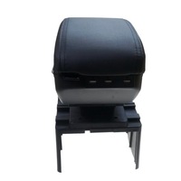 фото thumb №10, Подлокотник универсальный 7 x usb ze бардачок чёрный автомобильный