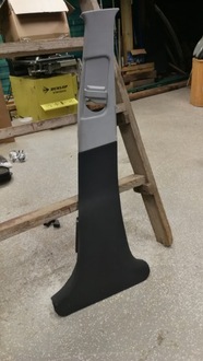 фото thumb №1, Mercedes w211 защита обшивка стойка правая ładna !